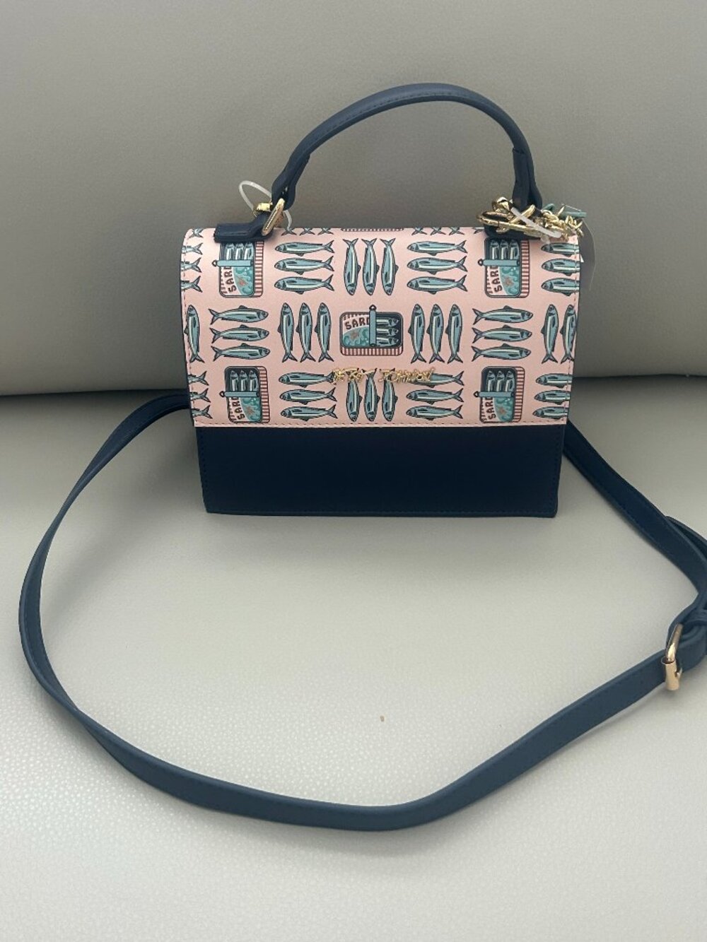 Betsey Johnson Sardine Mini Satchel w/ Crossbody Strap & Sardines Fish Bag Charm - Picture 3 of 6